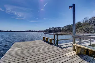 1643 Chadwick Shores Drive, Sneads Ferry, NC 28460 – photo 17: 823 Chadwick Shores Dr Sneads-large-054-