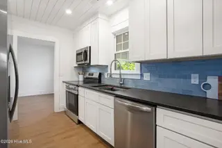 4123 Peachtree Avenue, Wilmington, NC 28403 – photo 3: 4123 Peachtree ave 3