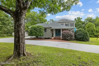 1222 N 20th Street, Morehead City, NC 28557 – photo 2: 1-web-or-mls-1S3A0071