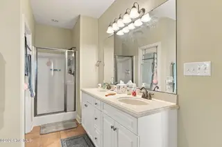 203 Coldwater Drive, Swansboro, NC 28584 — 3-bedroom home in Coldwater Creek, Swansboro, NC, photo 23 of 49: 16-web-or-mls-IMG_4141-edit
