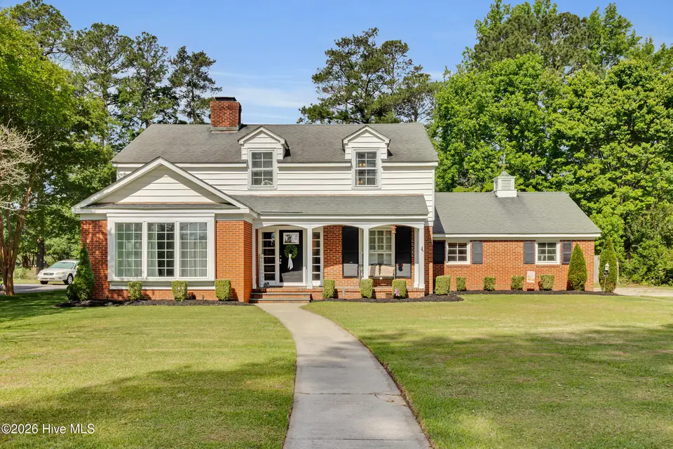 1912 Greenbriar Road, Kinston, NC 28501 – photo 1 of 44: 1912 Greenbriar Road