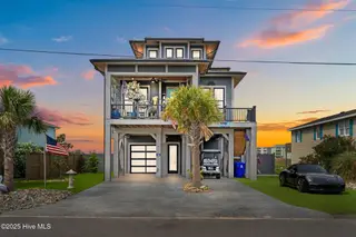 112 Virginia Avenue, Carolina Beach, NC 28428 – photo 1: Front