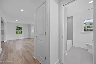 708 Bonham Avenue, Wilmington, NC 28403 – photo 14: 23_hallway