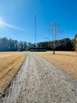 911 Parsonage Street, Elizabeth City, NC 27909 – photo 17: Drive up to building