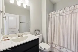 359 Hanover Lakes Drive, Wilmington, NC 28401 – photo 24: 24_img_6719