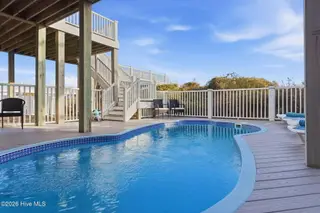 595 Ocean Boulevard W, Holden Beach, NC 28462 – photo 6: 595 Ocean Blvd W