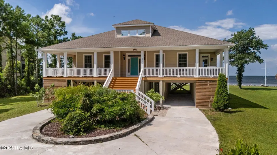 522 Sandy Point Drive, Beaufort, NC 28516 – photo 1 of 72: 7-web-or-mls-DJI_20250707154128_0426_D