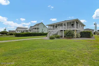 1040 Ocean Boulevard, Topsail Beach, NC 28445 – photo 5: 003_6g8a5871_444
