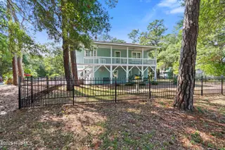 101 W Oak Island Drive, Oak Island, NC 28465 – photo 2: 101 W Oak Island Drive 1