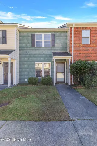 903 Springwood Drive, Jacksonville, NC 28546 – photo 1: 425A3298