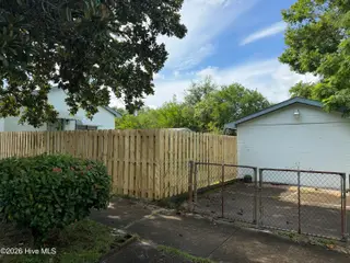 1121 S 6th Street, Wilmington, NC 28401 – photo 9