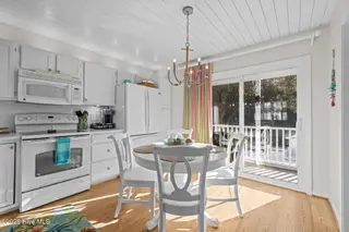 2511 Front Street, Beaufort, NC 28516 – photo 11: 18-web-or-mls-1S3A4213