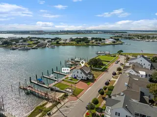122 Front Street & Slip #5, Beaufort, NC 28516 — 4-bedroom home, Beaufort, NC, photo 1 of 63: Stunning Front St home