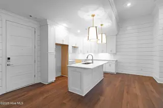 805 Mulberry Street Unit 105, Beaufort, NC 28516 – photo 7: Kitchen with Island