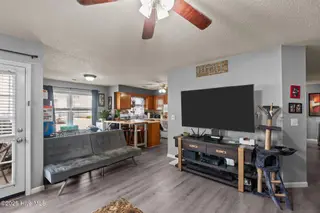 113 W Victoria Court C, Greenville, NC 27834 – photo 6: 5-web-or-mls-_DSC3217