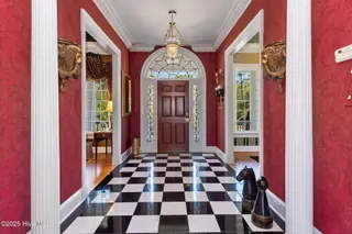 118 Buena Vista Drive, Newport, NC 28570 – photo 8: 44-web-or-mls-SouthernSplendor-3-29-2021