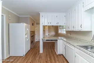 807 E Holly Street, Goldsboro, NC 27530 – photo 17: IMG_1567
