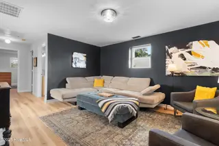 721 Campbell Street, Wilmington, NC 28401 – photo 3: Living Room