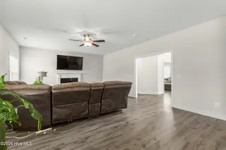 204 W Broughton Lane, Rocky Point, NC 28457 – photo 15: BroughtonW204-5LRShaneL33A4719-CR2