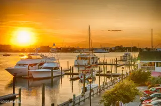 805 Mulberry Street Unit 215, Beaufort, NC 28516 – photo 6: 5 Blocks to Beaufort Waterfront