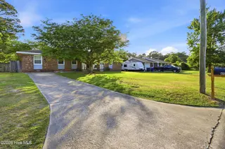 607 Oakwood Avenue, Jacksonville, NC 28546 – photo 4: 607oakwoodave_004