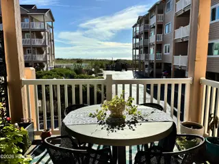 1101 Lake Park Boulevard S C2, Carolina Beach, NC 28428 — 2-bedroom condo in Sand Pebbles Condominium, Carolina Beach, NC, photo 3 of 7: IMG_1923