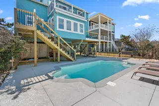 108 Caswell Beach Road, Oak Island, NC 28465 – photo 6: 108 Caswell Beach Road 6
