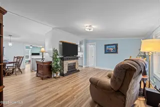 166 Watts Landing Road, Hampstead, NC 28443 – photo 7: Living Room