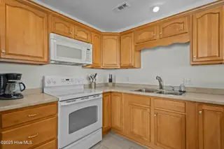 5022 E Oak Island Drive Apt 3, Oak Island, NC 28465 – photo 8: tempImagevOyRM9