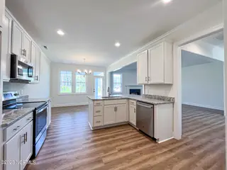 107 Freedom Park Road, Beaufort, NC 28516 – photo 5: Kitchen