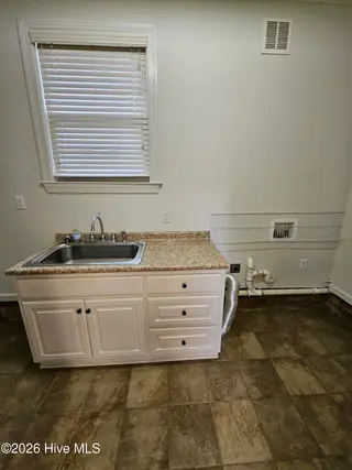 100 Ashley Avenue, Goldsboro, NC 27530 – photo 21: 20250731_120107
