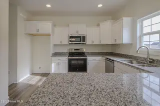 608 Indigo Johnston Drive, Jacksonville, NC 28546 – photo 8: IMG_7024-HDR