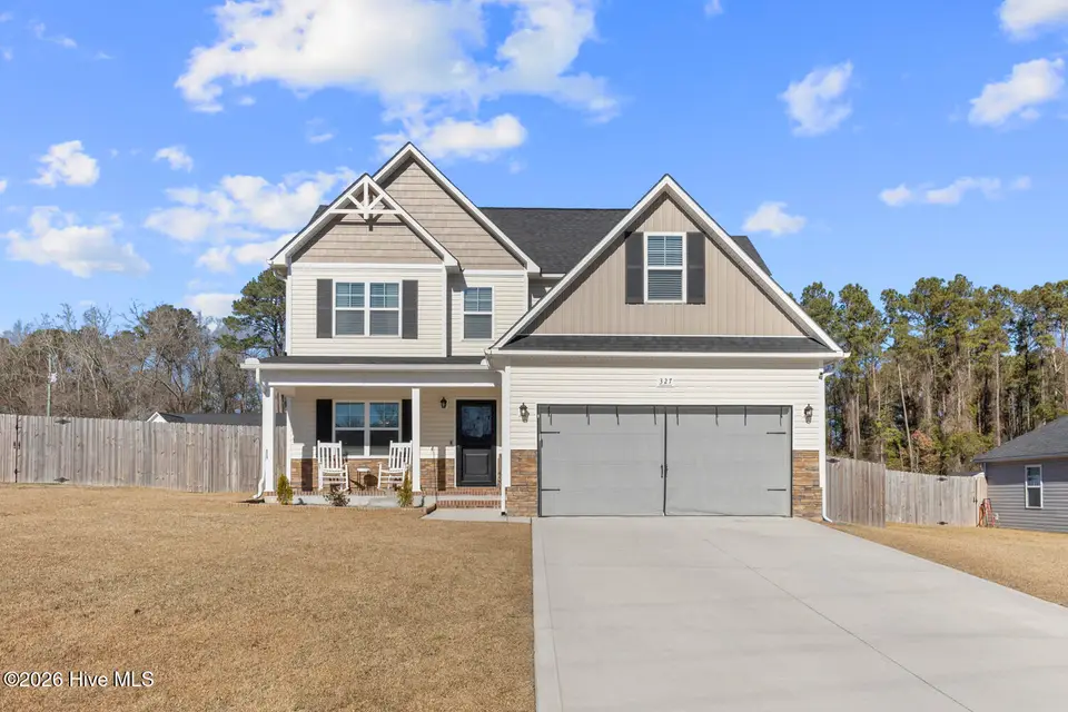 327 James Hedrick Court, Jacksonville, NC 28540 – photo 1 of 35: Front