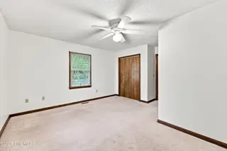 1113 Riverside Avenue, Elizabeth City, NC 27909 – photo 18: Bedroom 2