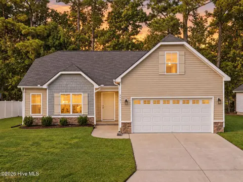 2401 Rhinestone Drive, Winterville