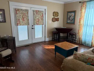 1418 Spencer Avenue, New Bern, NC 28560 – photo 8: Sitting room