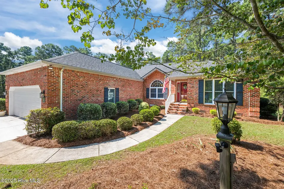 1737 Caracara Drive, New Bern, NC 28560 – photo 1 of 46: 1737 Caracara Drive, New Bern, NC 28560