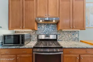 7620 Champlain Drive, Wilmington, NC 28412 – photo 15: 29-web-or-mls-DSC08531