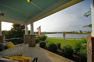 4711 Waves Point, Wilmington, NC 28412 — 3-bedroom waterfront home in Riverlights, Wilmington, NC, photo 2 of 62