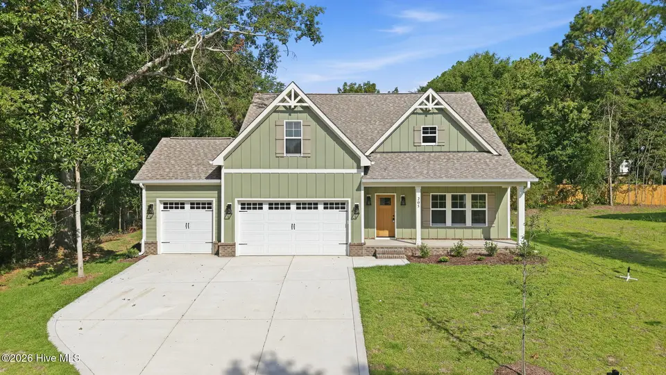 205 Telluride Court, Aberdeen, NC 28315 – photo 1 of 50: TELLURIDE LOT 1