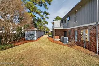 4190 Spirea Drive Unit D, Wilmington, NC 28403 – photo 6: Back Yard Area