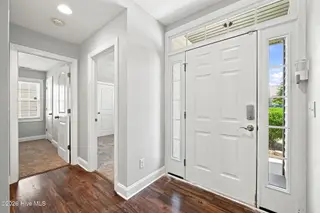 3154 Drew Avenue, New Bern, NC 28562 – photo 11: Foyer
