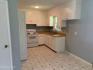 210 Church Street, Chadbourn, NC 28431 – photo 8: Kitchen