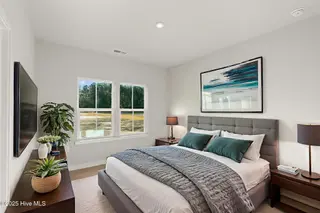 4017 Farmfield Drive, Navassa, NC 28451 – photo 15: 15-web-or-mls-12 virtually staged