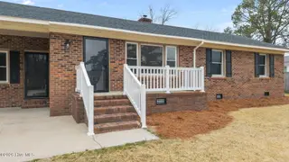450 Camellia Street, Kinston, NC 28504 – photo 4: 4-web-or-mls-DJI_20260303094016_0695_D
