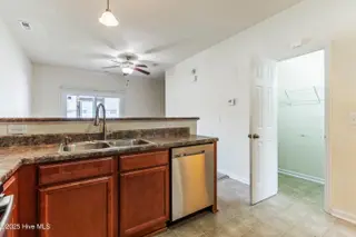 429 Caldwell Loop, Jacksonville, NC 28546 – photo 13: mls-DSC08821