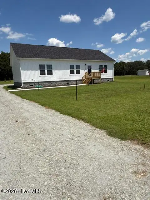 5570 River Road, Vanceboro, NC 28586 – photo 1 of 7: Front