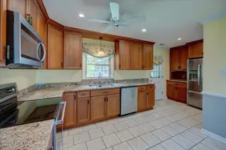 4904 Hillandale Road, Trent Woods, NC 28562 – photo 12: 22-4904_Hillandale-9
