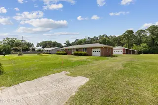 1417 Fork Drive, Castle Hayne, NC 28429 — 3-bedroom home, Castle Hayne, NC, photo 6 of 40