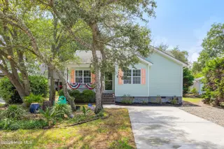 145 NW 10th Street, Oak Island, NC 28465 – photo 3